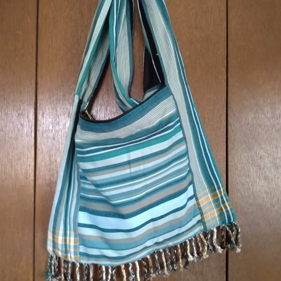 Shanzu Teal and Pumpkin Colored Crossbody Bag - Picture 5 of 8
